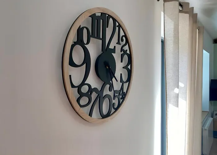 Atico Abuhardillado Imak * Jaca