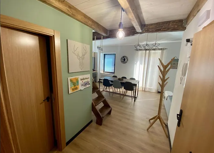 Lägenhet Atico Abuhardillado Imak *